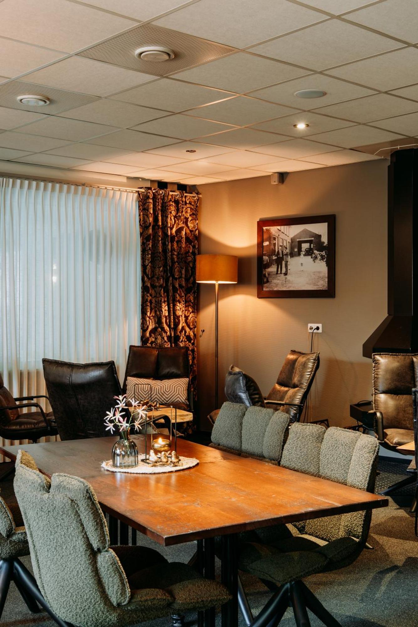 De Stobbe & Hotel 3*
